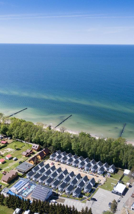 Collins Holiday Устроне-Морске Экстерьер фото
